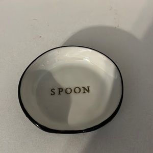 Spoon rest